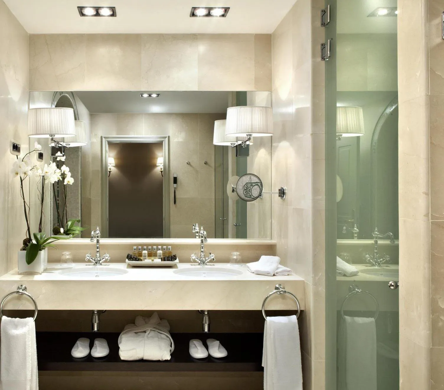 Santo Pietri Hotel - Image 1